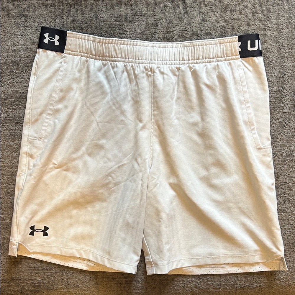 Under Armour Vanish Kids Cream Athletic Shorts